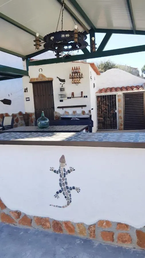 Casa Cueva Los Honorios Cortes de Baza