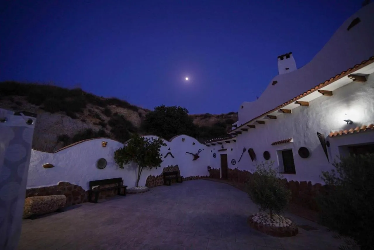 Casa Cueva Los Honorios Cortes de Baza 0*,